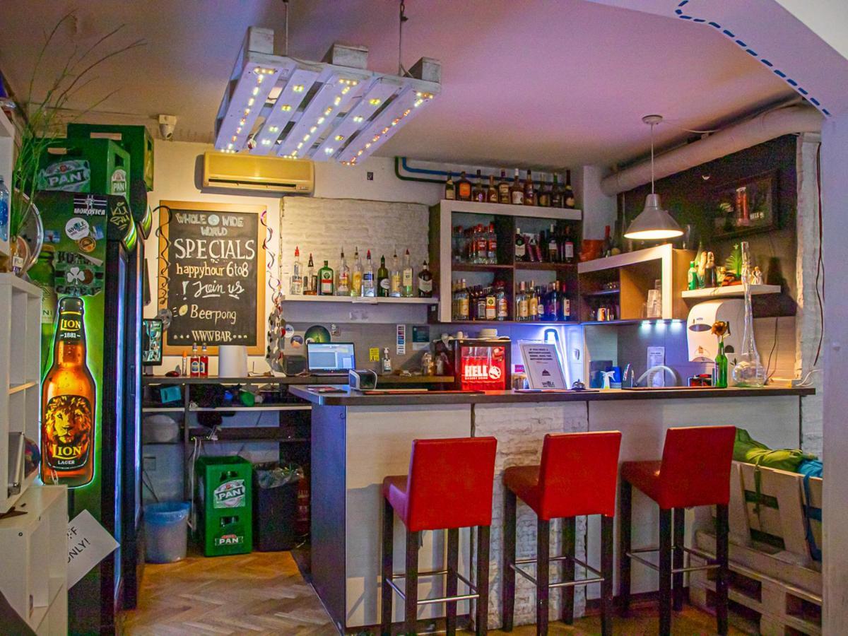 Whole Wide World Hostel زغرب المظهر الخارجي الصورة